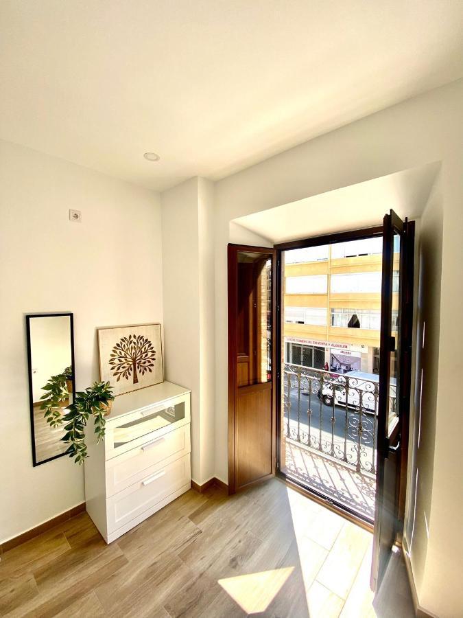 סביליה Triana Riverside Guesthouse מראה חיצוני תמונה