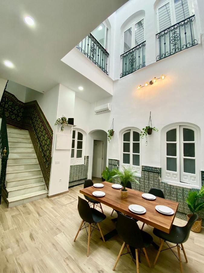 סביליה Triana Riverside Guesthouse מראה חיצוני תמונה