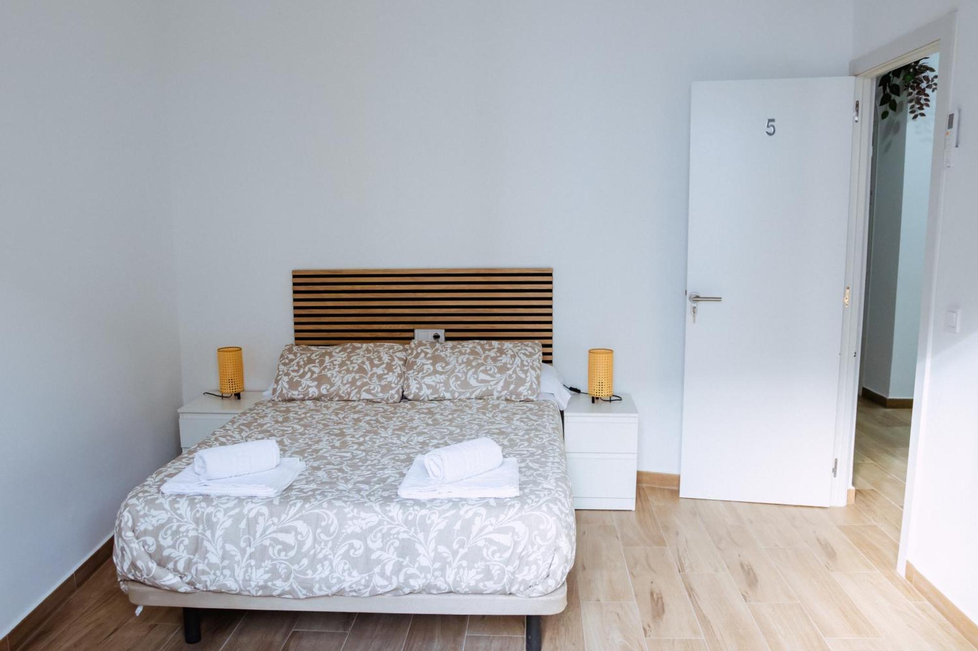 סביליה Triana Riverside Guesthouse מראה חיצוני תמונה