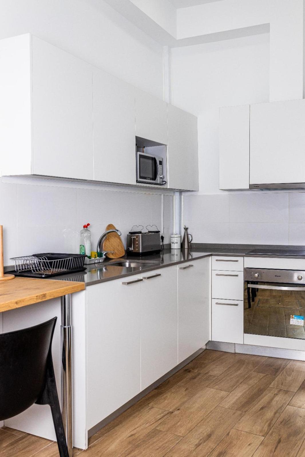 סביליה Triana Riverside Guesthouse מראה חיצוני תמונה